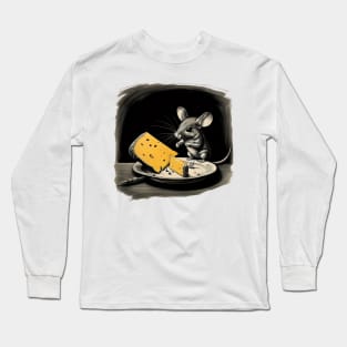 Mouse hunting for cheese Long Sleeve T-Shirt